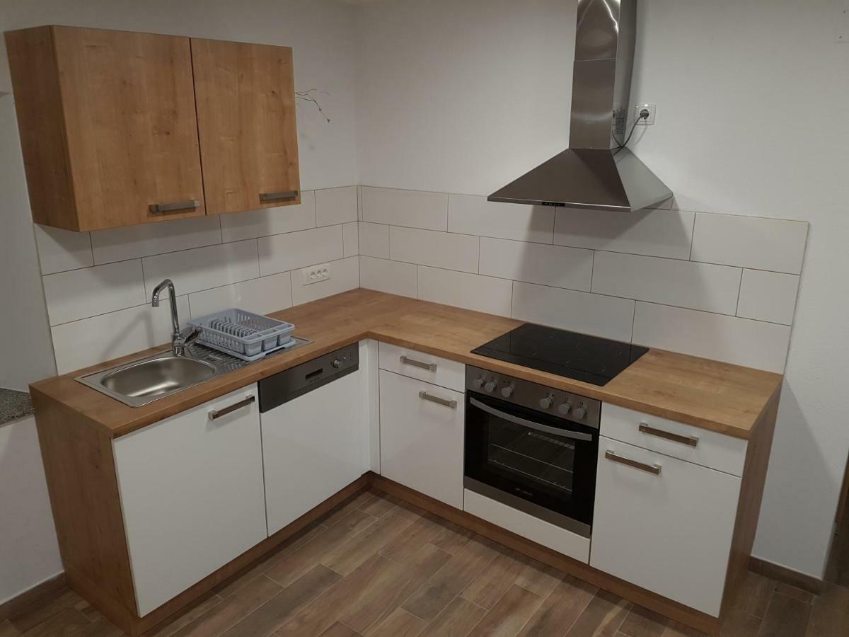 Apartmaji Zupan 보힌스카 벨라 외부 사진