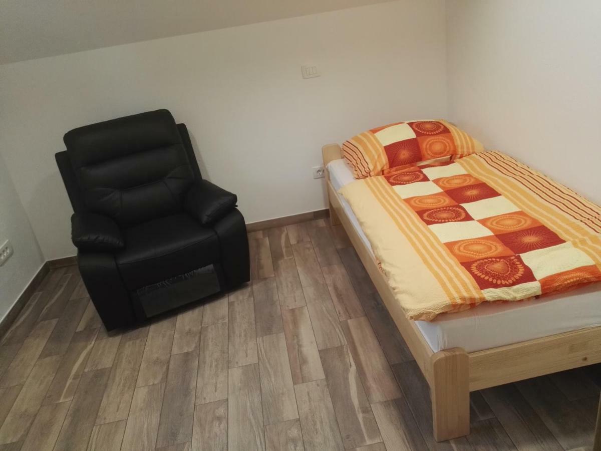 Apartmaji Zupan 보힌스카 벨라 외부 사진