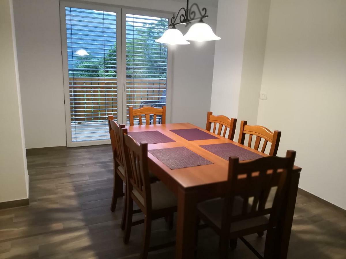 Apartmaji Zupan 보힌스카 벨라 외부 사진