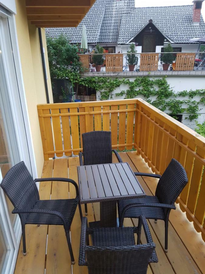 Apartmaji Zupan 보힌스카 벨라 외부 사진